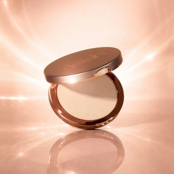 Pure Touch
Hyaluronic Pressed Powder