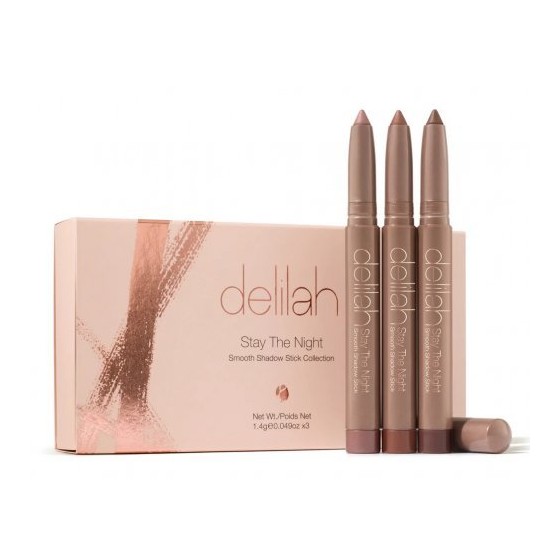 Delilah pieštukinių akių šešėlių rinkinys „Stay The Night Smooth Shadow Stick Collection“