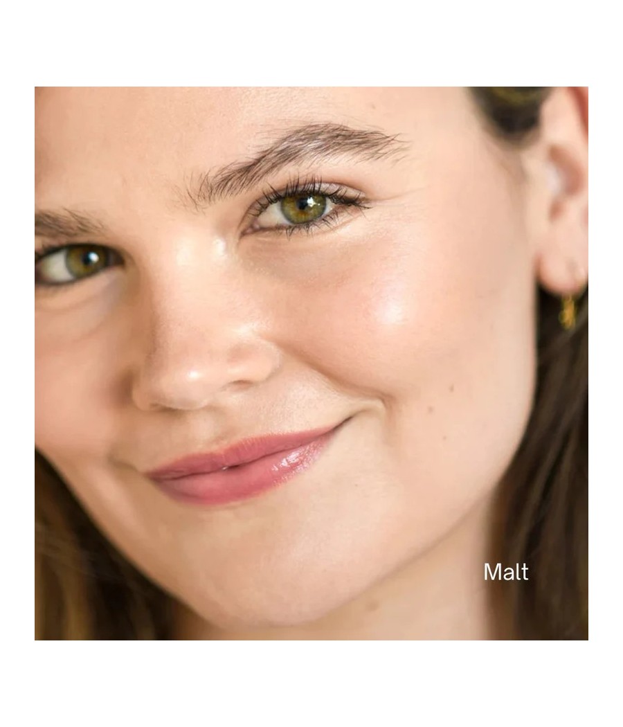 Ere Perez „Oat Milk Foundation“ atspalvis Malt ant odos